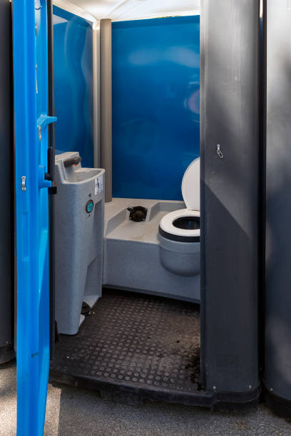 Best Porta potty rental near me  in Huntersville, NC